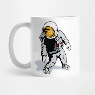 Astronaut Standing Retro Mug